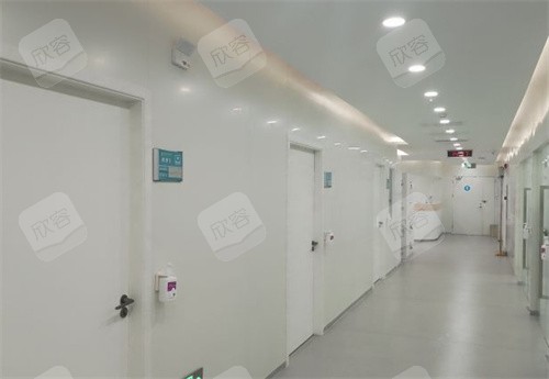 广州军美医疗美容医院走廊