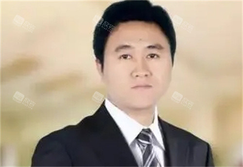 黄良飞个人照 黄良飞个人照