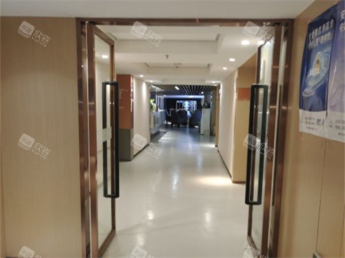 厦门登特口腔医院莲花店走廊环境图