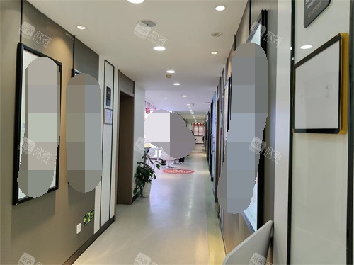长沙中诺口腔医院走廊环境图
