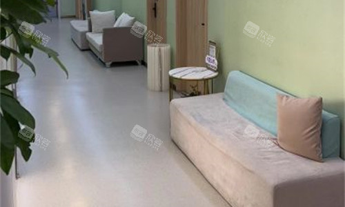 济南诺德医疗美容诊室门口